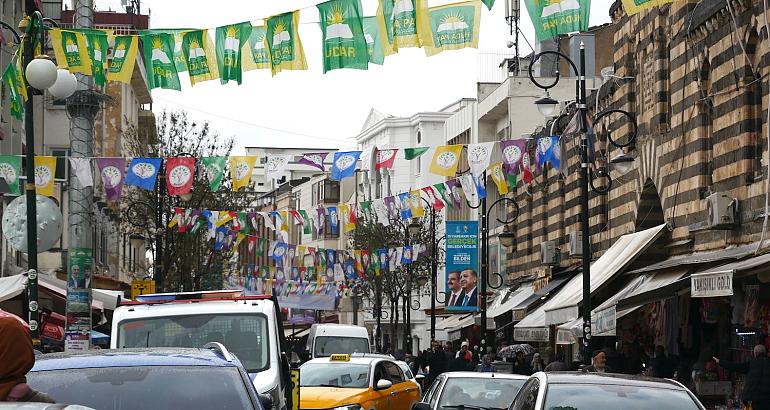 Municipales en Turquie : les maires kurdes pourront-ils siéger ?